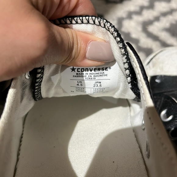 Converse sneakers - Picture 5 of 5